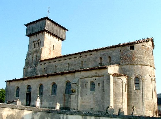 hourds_moyen_age_fortification_meuse_eglise