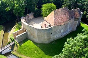 château_crevecoeur_histoire_medievale_visiteurs_moyen-age