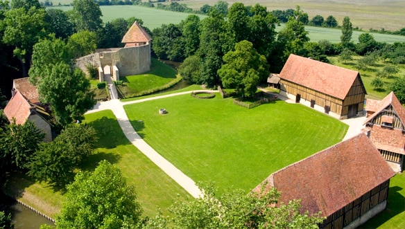 documentaire_chateau_crevecoeur_animations_festival_medievale_reconstitution_moyen-age