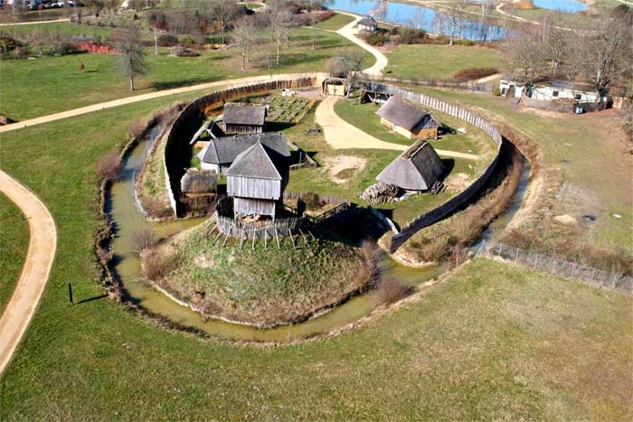 Reconstitution motte castrale du Xe, XIe siecle