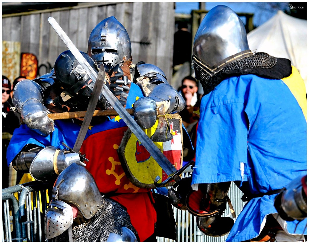 behourd_chevalerie_tournoi_reconstitution_historique_joute_combat_passion_monde_medieval