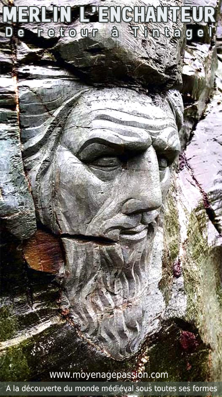 Merlin_enchanteur_sculpture_legendes_arthuriennes_tintagel_site_archeologique_touristique_partrimoine_historique