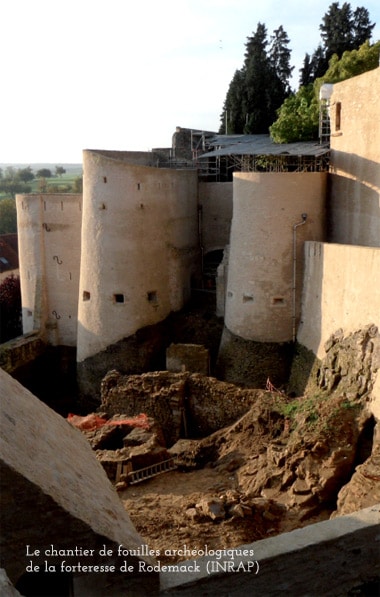 rodemack_histoire_medievale_fouilles_archeologie_vestige_chateau_fort_moyen-age_central