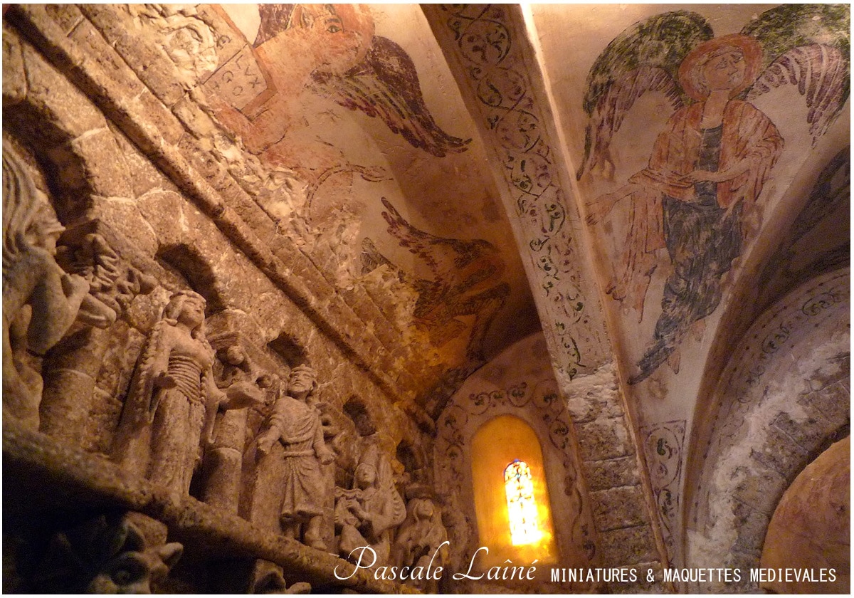 architecture_monde_art_medieval_maquettes_interieur_chapelle_artiste_passion_histoire_moyen-age