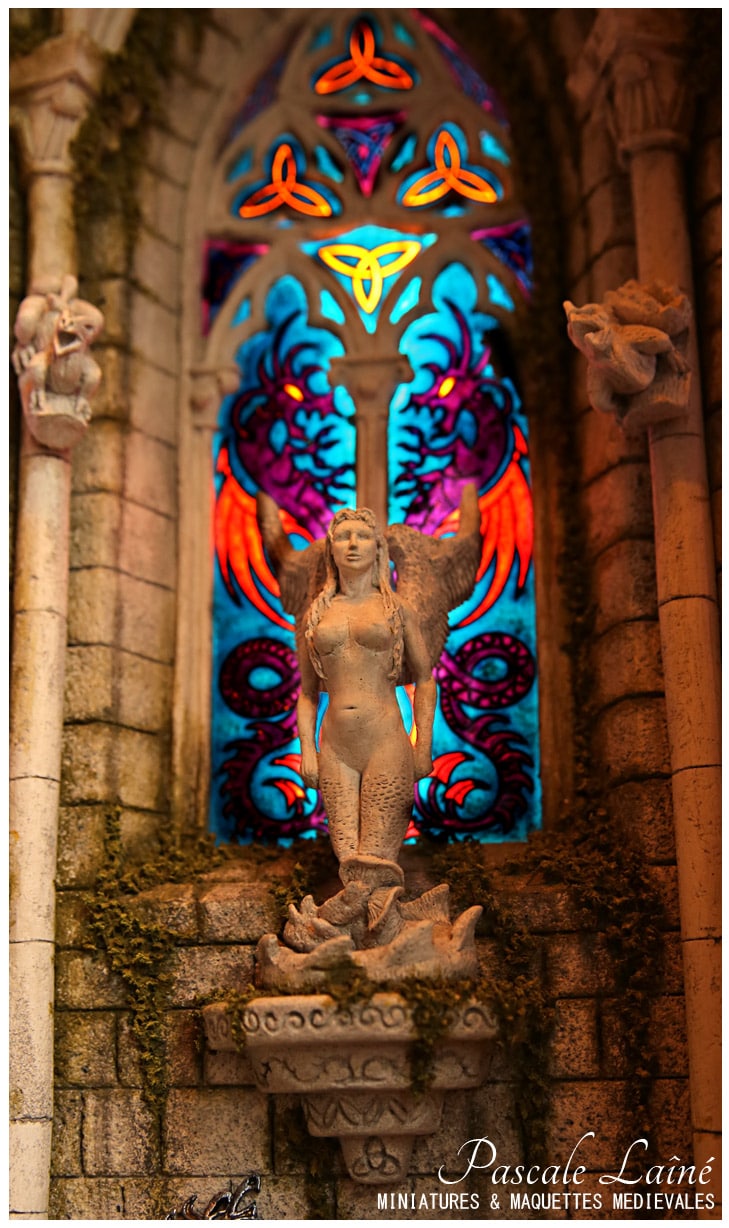 fee_melusine_batisseurs_mythologie_litterature_medievale_art_maquettes_miniatures_Pascale_Laine_moyen-age