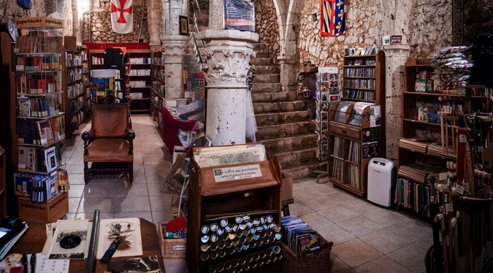Une librairie spécialisée dans le Moyen Âge à Provins