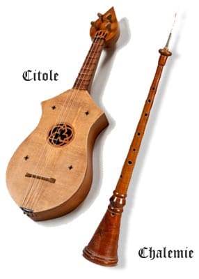 legendes-arthuriennes-instruments-ancien-poesie-monde-medieval
